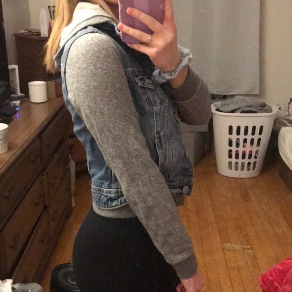 american eagle jean jacket - Picture 5 of 7